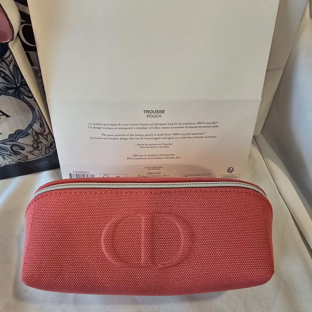 Dior Coral Pink Pouch - Picture 6 of 7